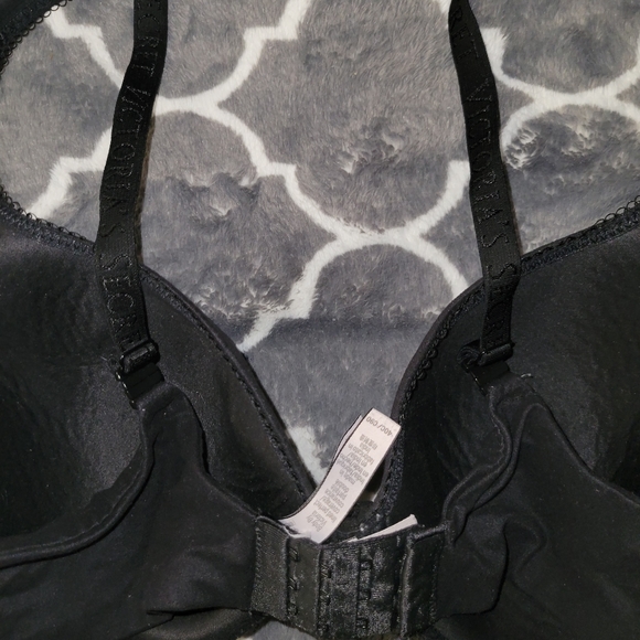 Victoria's Secret Braws 39C & 40C - Picture 12 of 12